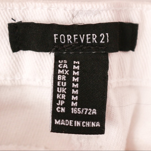 NWOT F21 White Floral Shorts - Picture 5 of 8